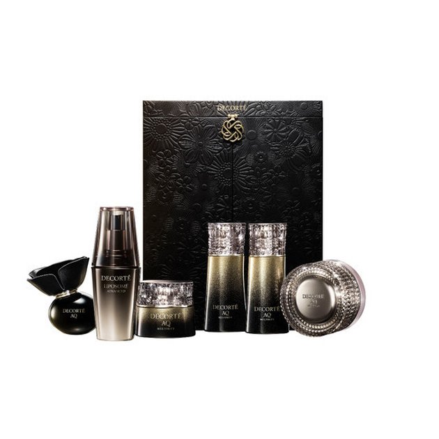 はな♡おまとめ購入大歓迎 専用 コスメデコルテ エレガンス【3点セット】 コスメデコルテ エターナルエレガンス ボックス(スキンケア) | マキア