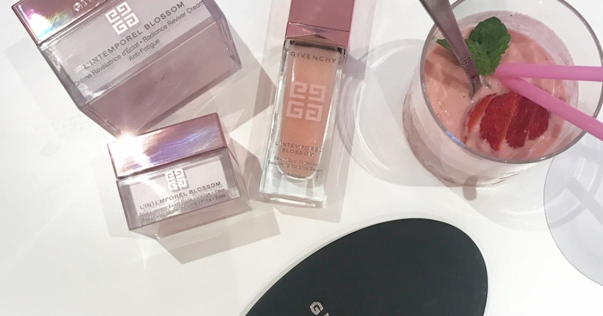 アンチエイジングはまだ早いけど悩みを抱える若いお肌に ジバンシイ Givenchy から新しいスキンケア ランタンポレルブロッッサム が登場 マキアオンライン Maquia Online