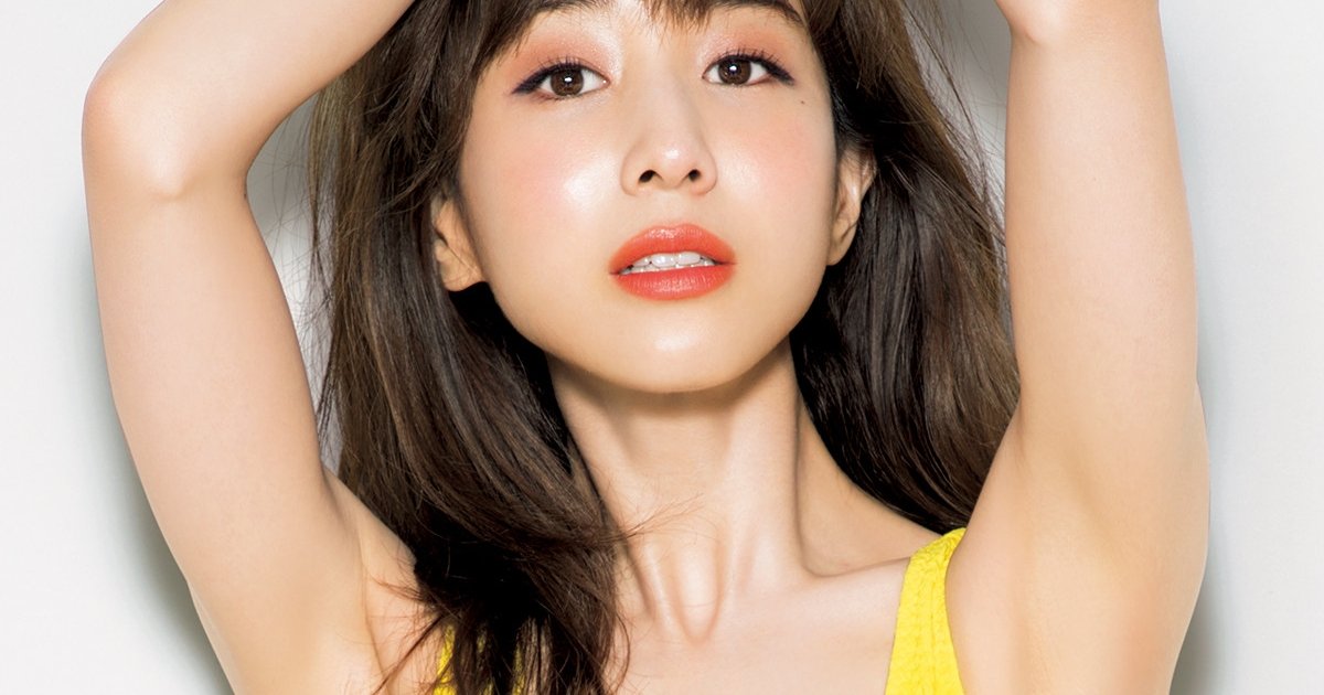 最新号の表紙は田中みな実さん！ ヘルシービューティな艶肌メイクを
