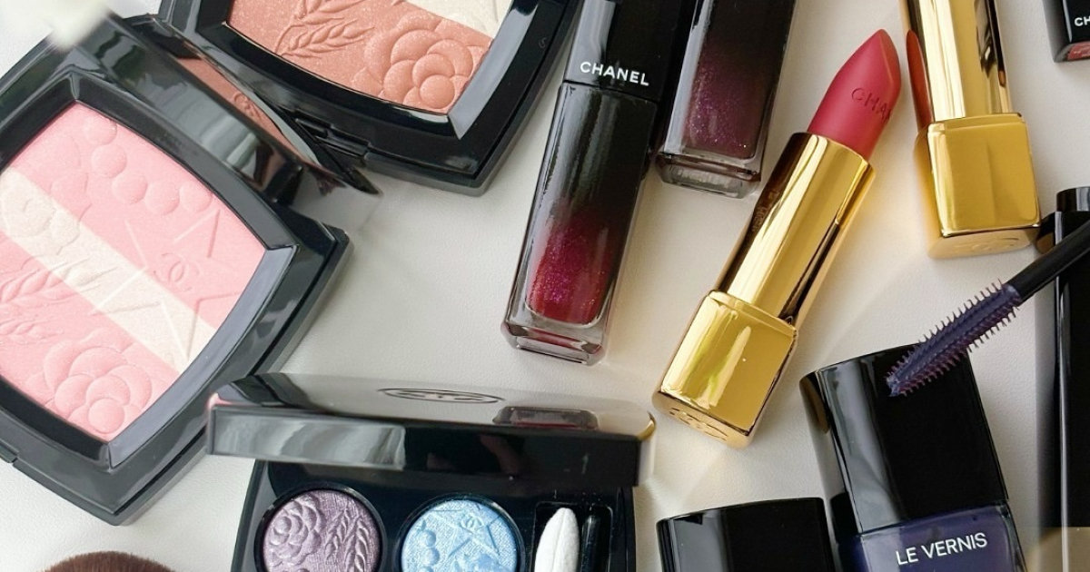 シャネル　アイ　ディスカバリー　セット CHANEL HOLIDAY GIFT SET 2023 EYE ESSENTIALS SOLD OUT LIMITED