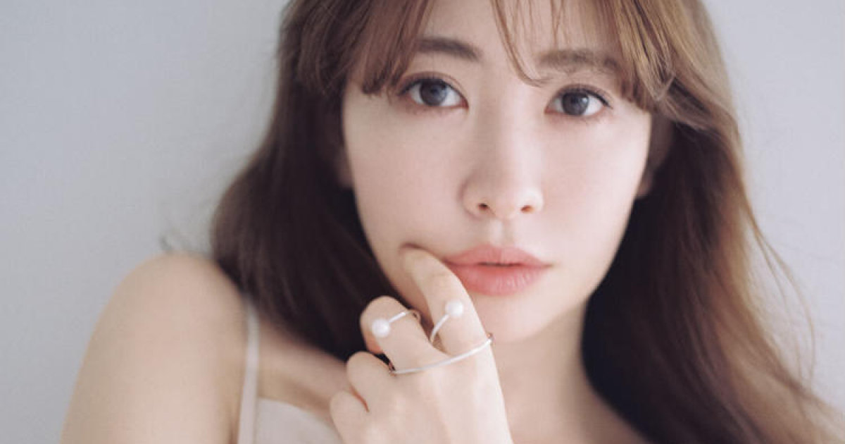 小嶋陽菜さん】「年齢に対する批判はスルー。私にはもっと大事なものが