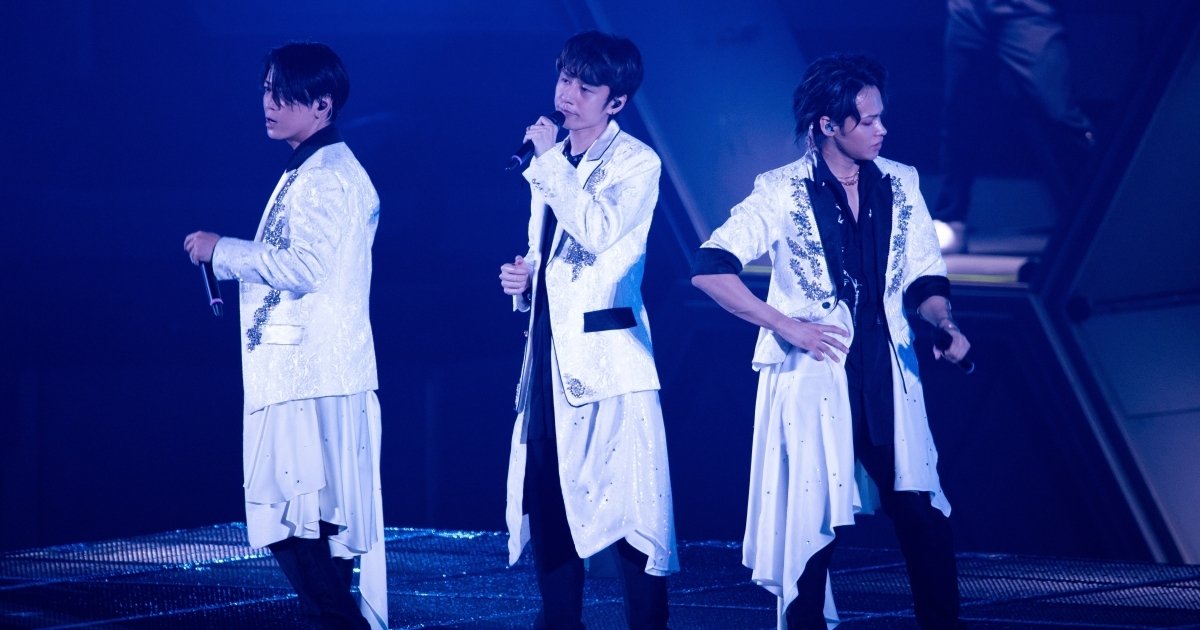 KAT-TUN ライブレポート 大人の色気に酔わされた時間 | マキア