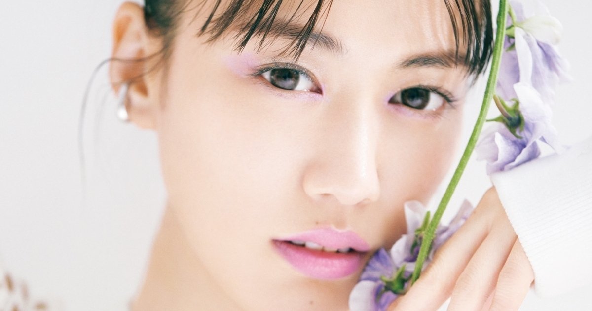 ももクロ・高城れにさんのパープルメイク。透け色ラベンダーで