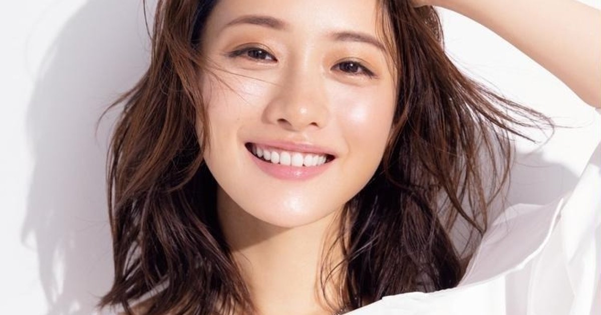 最新「さとみメイク」、徹底解剖！ GALLERY | 集英社の総合美容