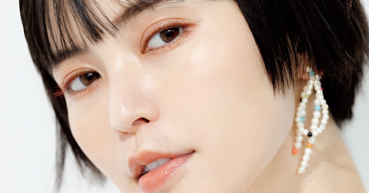 ピンク・オレンジ・レッドから厳選！ 話題のカラーマスカラを塗り比べ