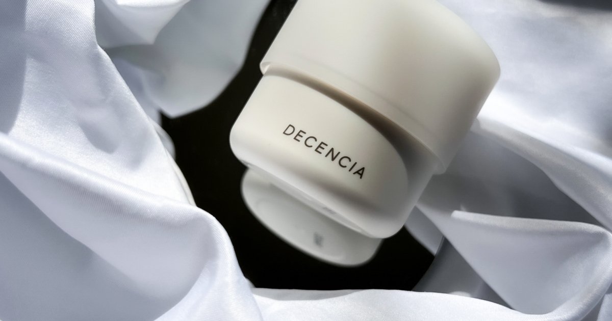 エイジングケアの新しい選択肢【ディセンシア クリーム】理想的な肌の