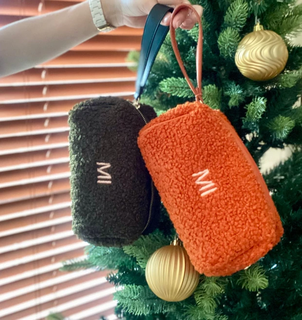 【冬のポーチ】ふわもこZARA(ザラ)カスタムイニシャルポーチが可愛い♡美容好きな方へのクリスマスギフトにもおすすめ_4