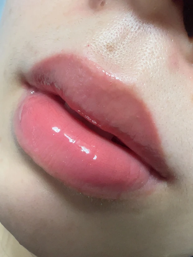 【徹底比較】HERA センシュアルヌードグロス 大人気3色380チェリッシュ・422ランジェリー・462スピーチレス|ぷっくりツヤが欲しい人におすすめ!_7