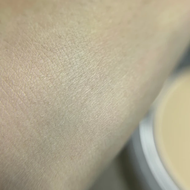 プロテクティブUVリタッチパウダー　スウォッチ