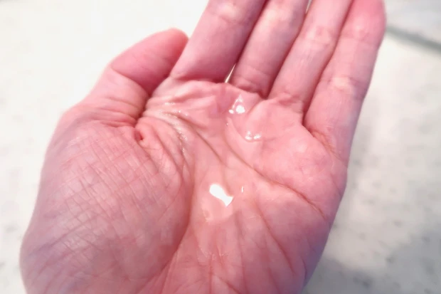 【excelの隠れた名品!メイクアイテムが話題のexcelのクレンジングオイルを使用してみた!】excel クッションタッチの美容オイルクレンジング_2