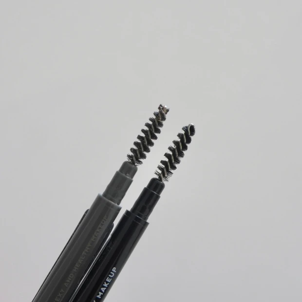 100均コスメ ダイソー コスメ URGLAM アイブロウペンシル プチプラコスメ スリムスケッチアイブロウペンシル スキニーアイブロウペンシル 比較