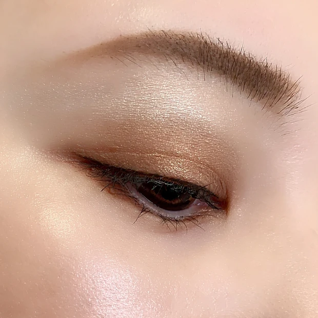 【秋コスメ2021】ツヤ肌好きにはたまらない♡Diorの新作コスメで秋メイク!【ディオールスキンフォーエヴァークチュールルミナイザー 02】_5_2