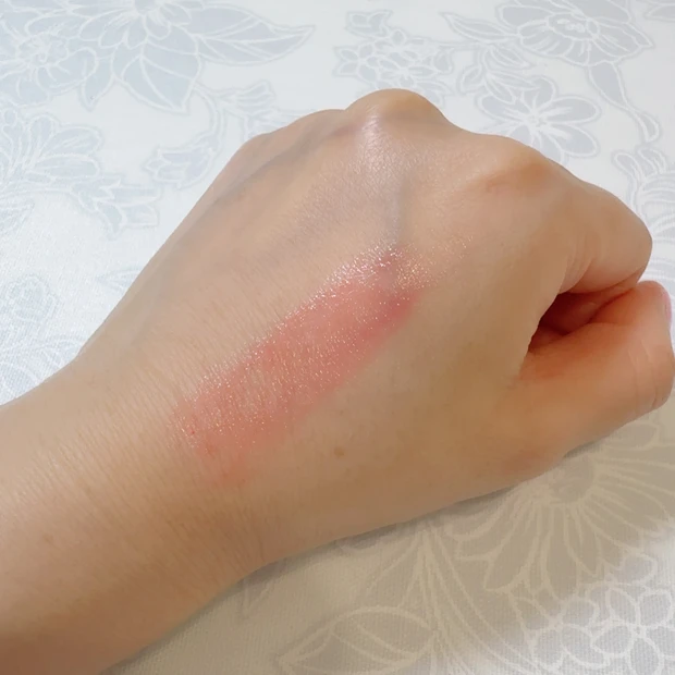 ディオール アディクト リップ グロウ 007のスウォッチ