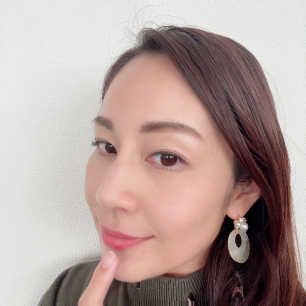 【キラキラ輝く季節にぴったり✨】ハイライター1つで“ビジュー肌”を手に入れる！Dior「FOREVER COUTURE LUMINIZER」💖_3_3