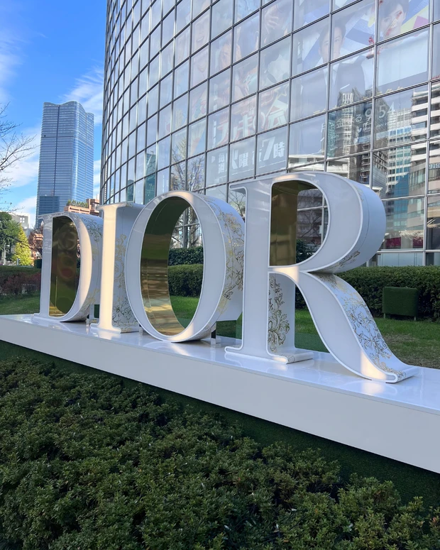 【期間限定POP UP】DIOR-ディオール-魔法のひとときが体験出来る😍「ガーデン オブ ドリームズ」レポ❄️🎄夢のすべてが叶う場所💎_9