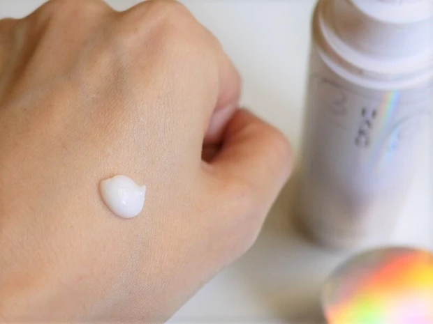 実は今がシミケア最大の好機！ド定番美白美容液HAKUでシミ退治！_2_1