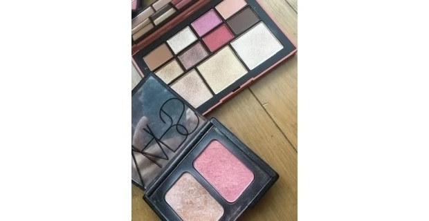 【自己紹介】9年目！アイメイクとSWEETS好きな青野です。_2_2