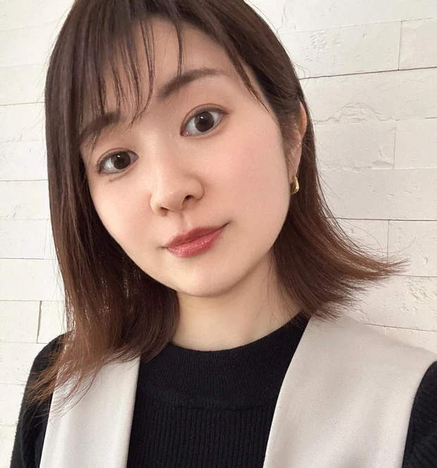 オペラ リップティントN 16シアーブラウンの試し塗り