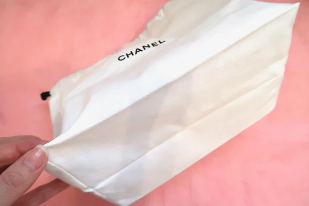 【私のオススメコスメ「ハイライト」】CHANEL プードゥル ルミエール 10 アイヴォリー ゴールド_6_3