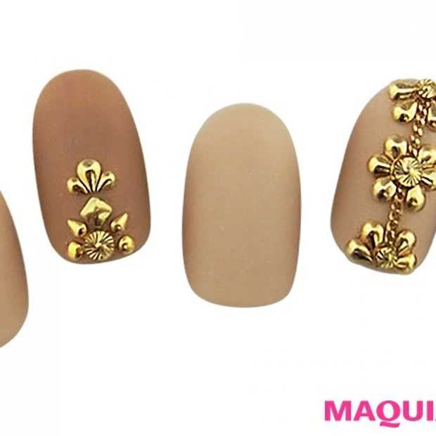 秋冬トレンドのブラウンカラーで、ネオ70年代ネイル♡