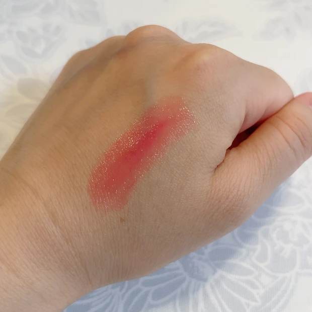 オペラ リップティント N 118のスウォッチ①