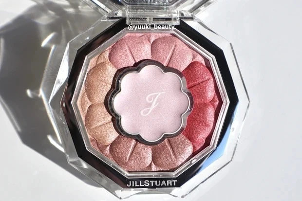 「ブルームクチュール アイズ 05 dahlia blush」アイメイク やり方 使い方 口コミ　ゆう②