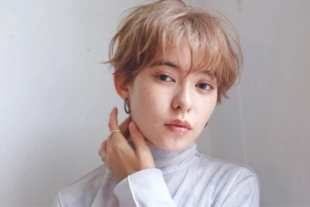 大人のハイトーンショート サブカット１