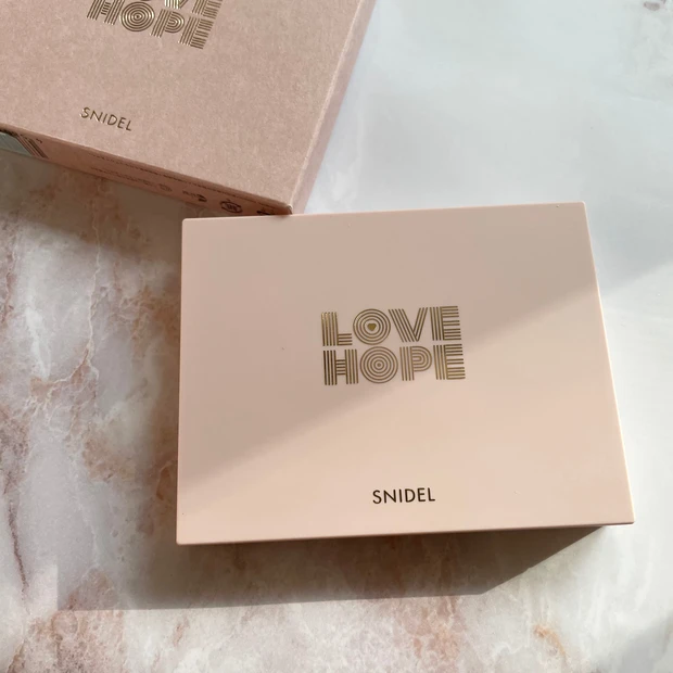 【およばれメイク】デートメイクにもぴったり♡スナイデルビューティアイデザイナーEX04で作る冬ピンクメイク【クリスマスコフレ2022】_2_1