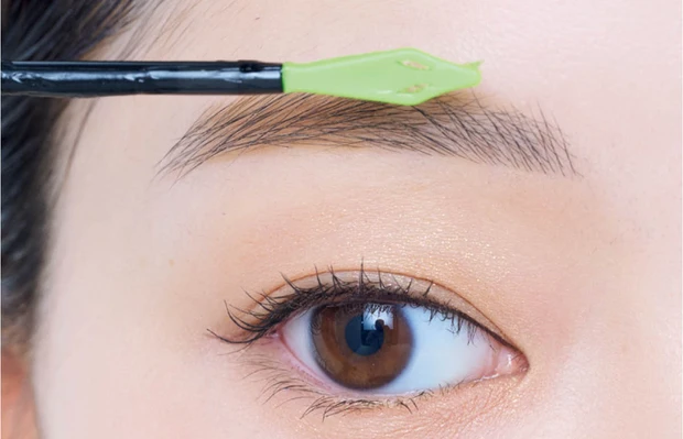 笹本恭平 忘れ眉 メイク クリアマスカラ   M・A・C プロ ロックド ブロウ ジェル