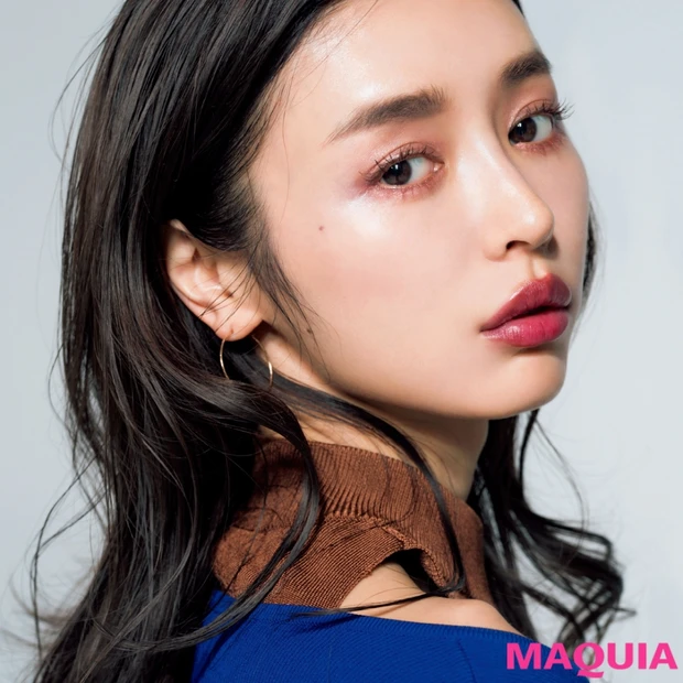 おしゃれで新鮮な顔に出会える! イガリシノブさんの掟破りメイク