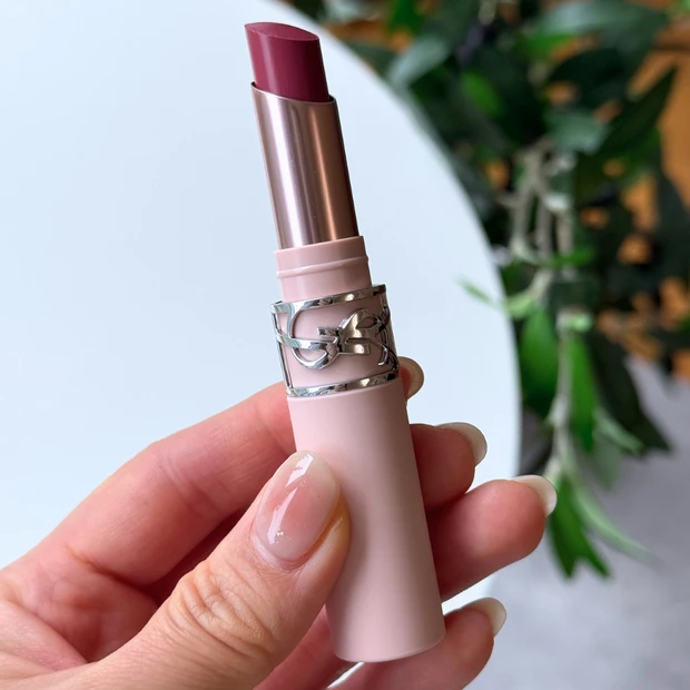 YSL ラブヌードリップスティック 6ノーティーピンク