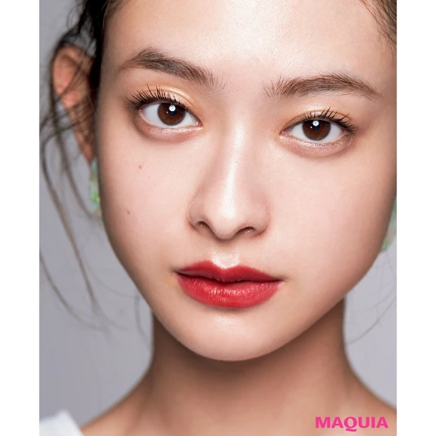 秋もリップ人気は続行！イエローベース肌に合う秋新色の濃色リップを厳選つけ…