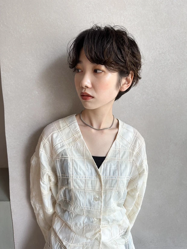 ヘアカタログ　ショート　ショートヘア　前髪あり　スタイリング