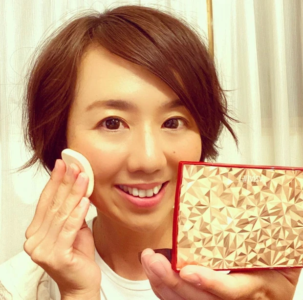 【オトナメイク】アスタキサンチンの力でうるおいを与えながらベースメイクを♡「アスタリフトベースメイクシリーズ」_3