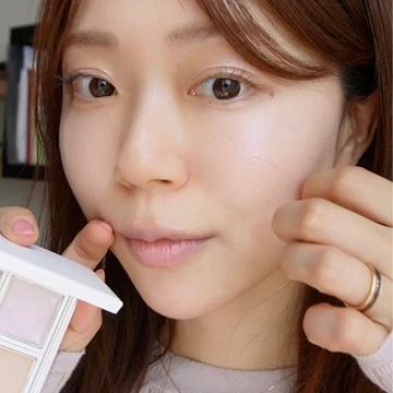 ADDICTIONでメイクしてみた仕上がりの写真