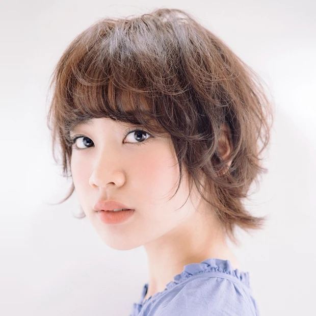 ペタ髪でもふんわり感が叶う、くびれフォルムのHAPPYショート