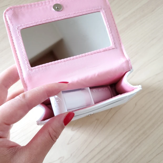 シュウウエムラ ノベルティ ポーチ