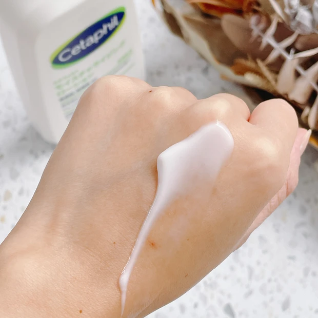 セタフィル ボディローション 保湿ケア テクスチャー