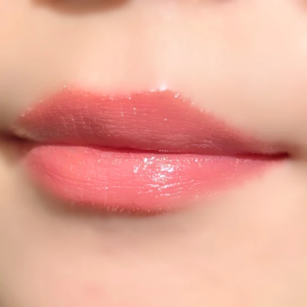 イエベ春に似合う「KATE リップモンスター 15 綿雲33000ft」のメイク実例