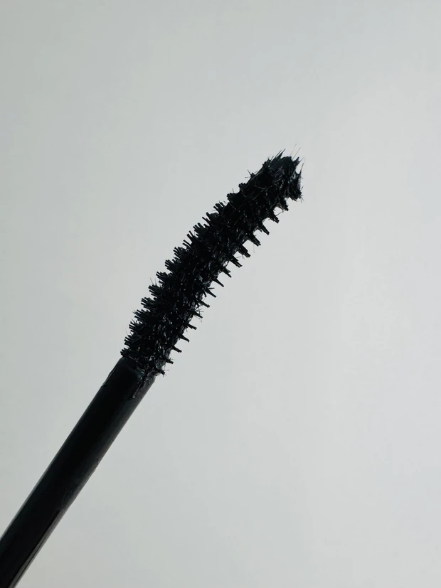 ヒロインメイクのロングUPマスカラスーパーWPのブラシ