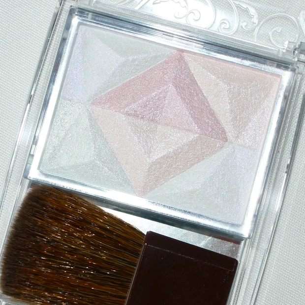 セザンヌ パールグロウハイライト 限定 ロマンスブルーム