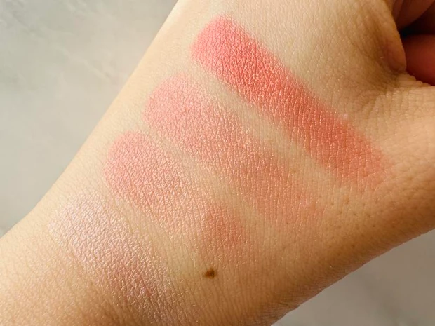 02 コーラルピンク スウォッチ