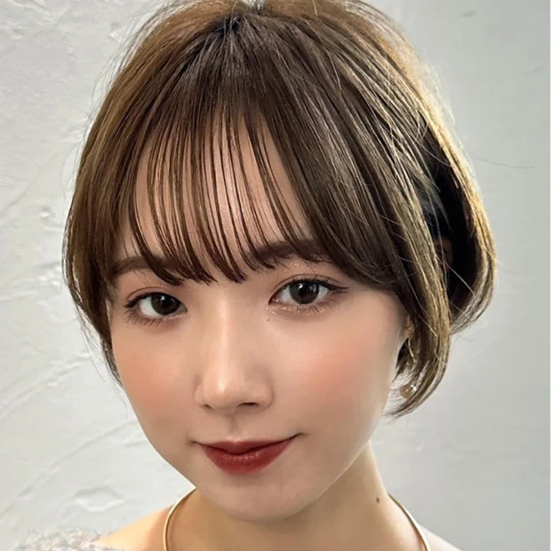 【大人のきれいめショートヘア】ふんわり丸みラインが今っぽい! グラデカットの欲張りショート