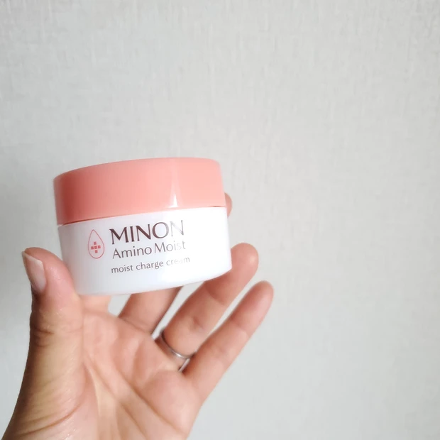 ミノン モイストチャージ クリーム