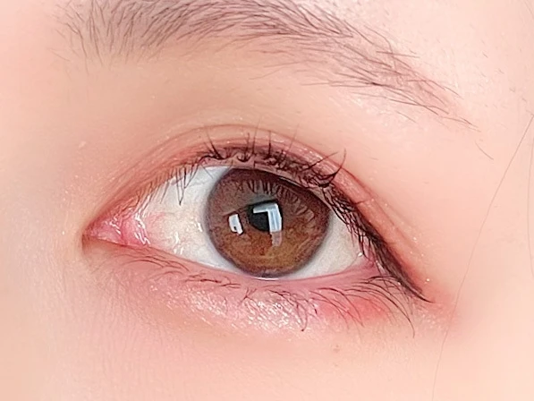 \ D-UP新作 / ペンシルアイライナーの摩擦感が苦手な人に超オススメ!!肌に触れるだけで描ける☆エアクリームペンシル_5_1