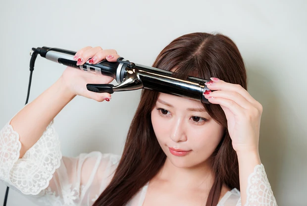 マキア　水着　ヘアアレンジ　声優　井口裕香　簡単　3