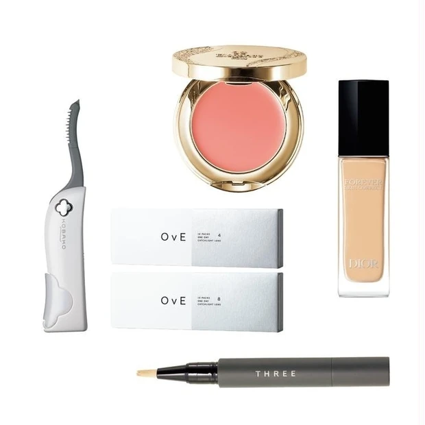 【9位】中野明海さんが信頼する「ブレない」名品コスメ8選。ディオール、エレガンス、スリーも