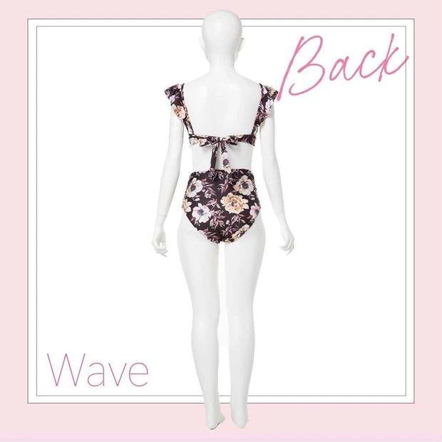 骨格ウェーブタイプにおすすめの水着_３.胸元と下半身を絶妙にカバーするV字フリル×ハイウエスト_バック