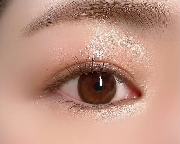 あのラブライナーから花束のようなアイシャドウパレット『ロマンティックブルームコレクション』登場！写真&動画たっぷりで徹底レビューします♪【限定コスメ】_8_1