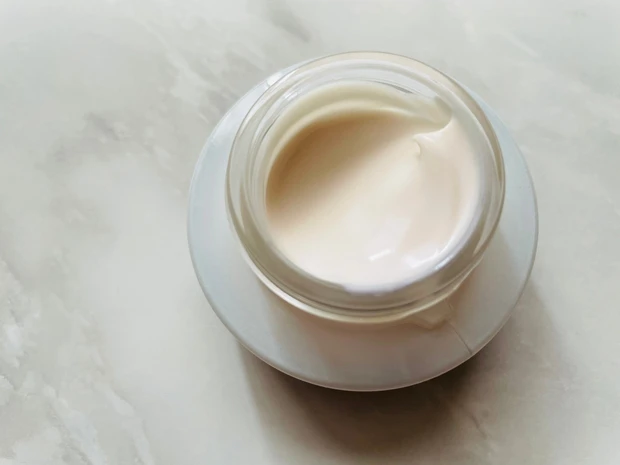 私の最近の朝のお供をご紹介！KANEBO(カネボウ)のスキンケアアイテムでメイク前の基礎を作る！【MAQUIAインフルエンサーのオッス！推しコス】_3